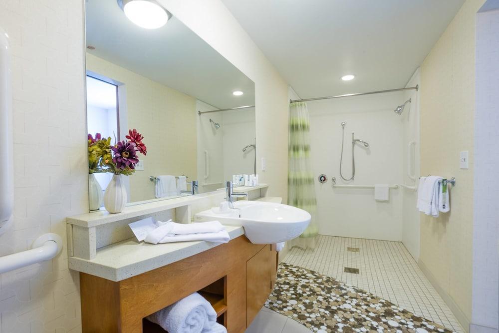 Springhill Suites By Marriott Huntsville West/Research Park Экстерьер фото